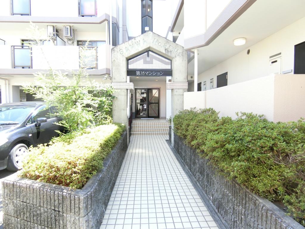 2/6 エントランス