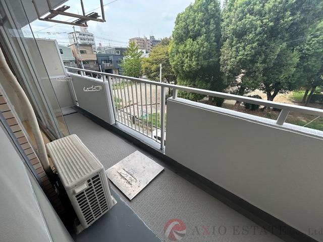 21/30 バルコニー