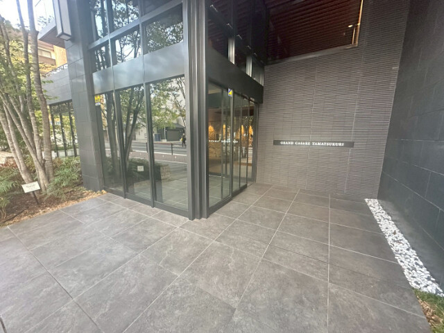 29/30 エントランス