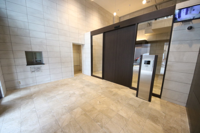 3/5 エントランス