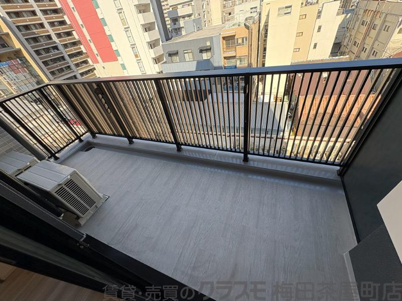 21/30 バルコニー