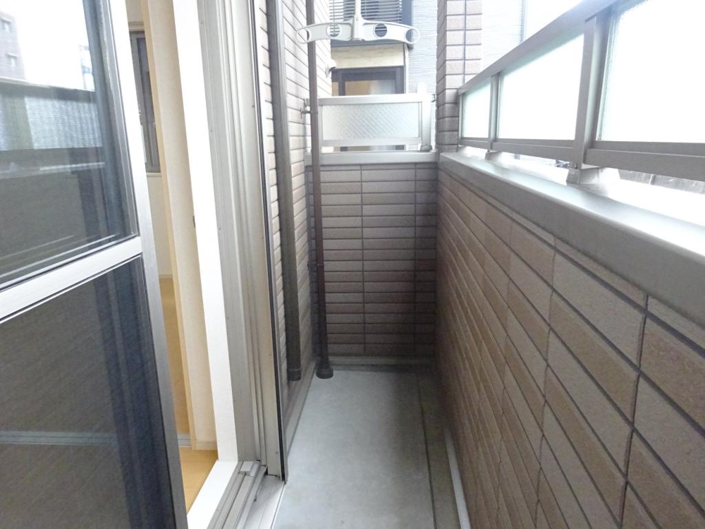 25/30 バルコニー