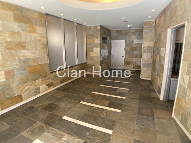 29/30 エントランス