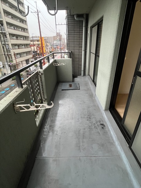 23/30 バルコニー