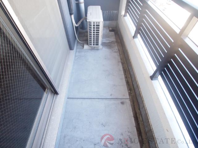 21/30 バルコニー