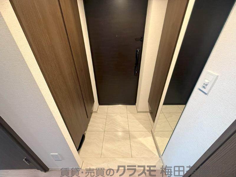 18/30 玄関