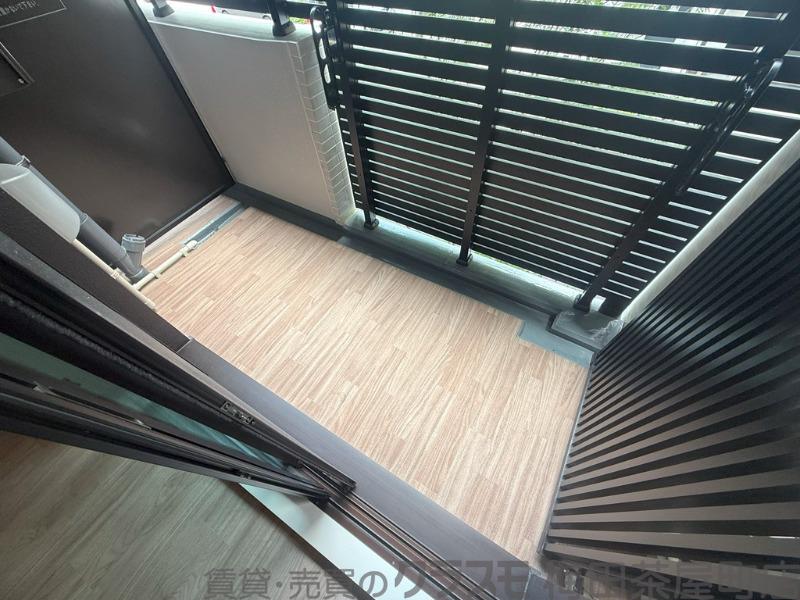 25/30 バルコニー