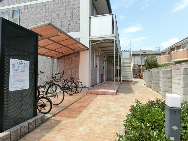 3/7 エントランス