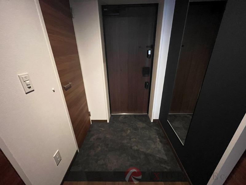 17/30 玄関