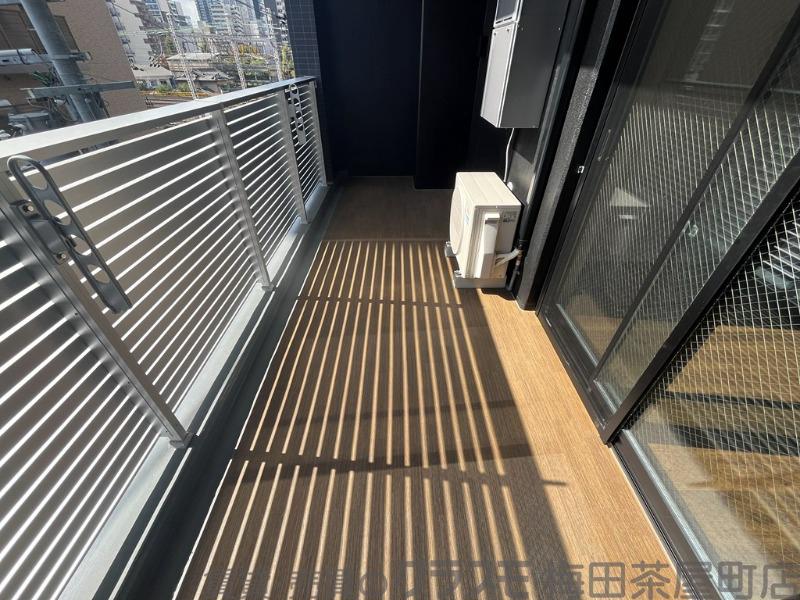 23/30 バルコニー