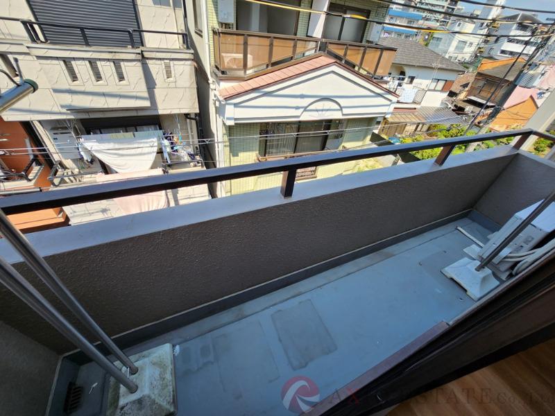 21/30 バルコニー