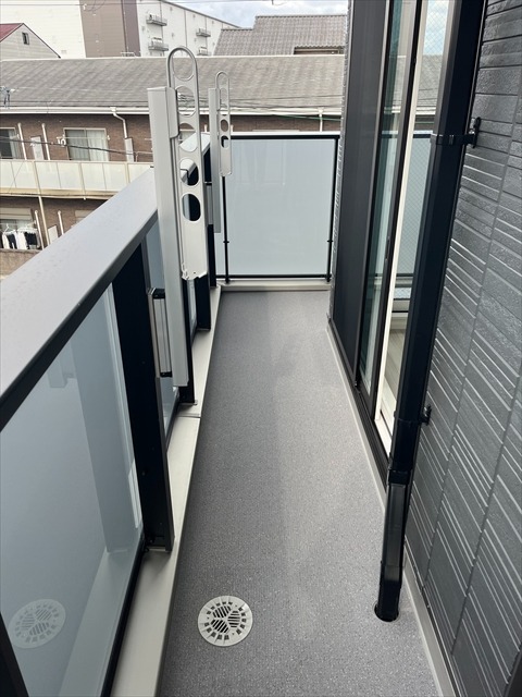 18/30 バルコニー