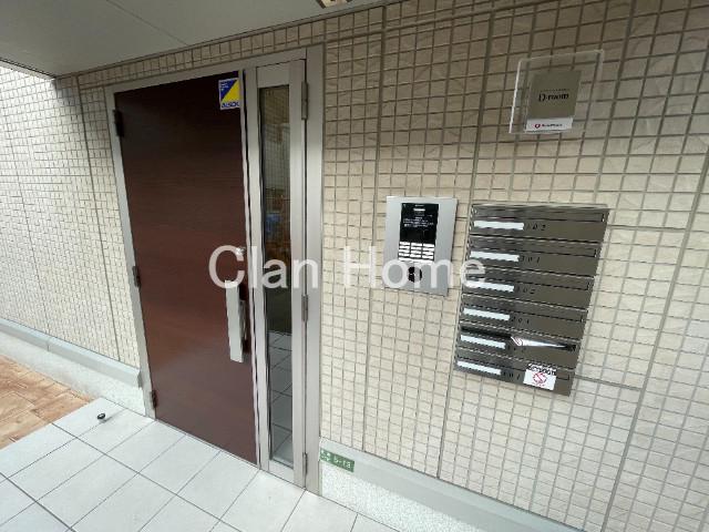 25/30 エントランス