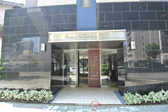 24/29 エントランス