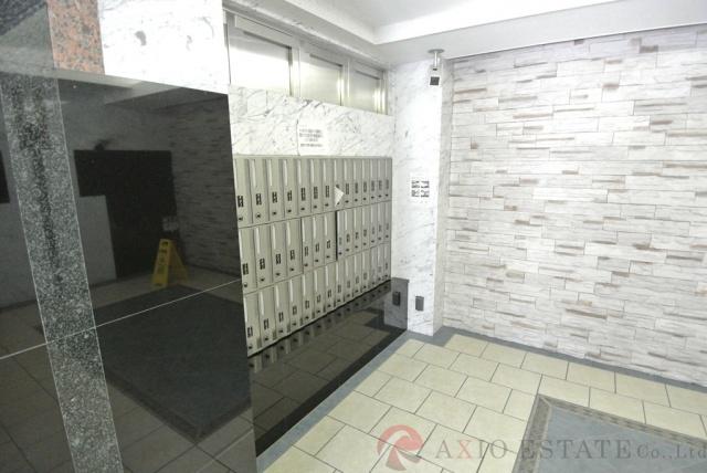 25/29 エントランス