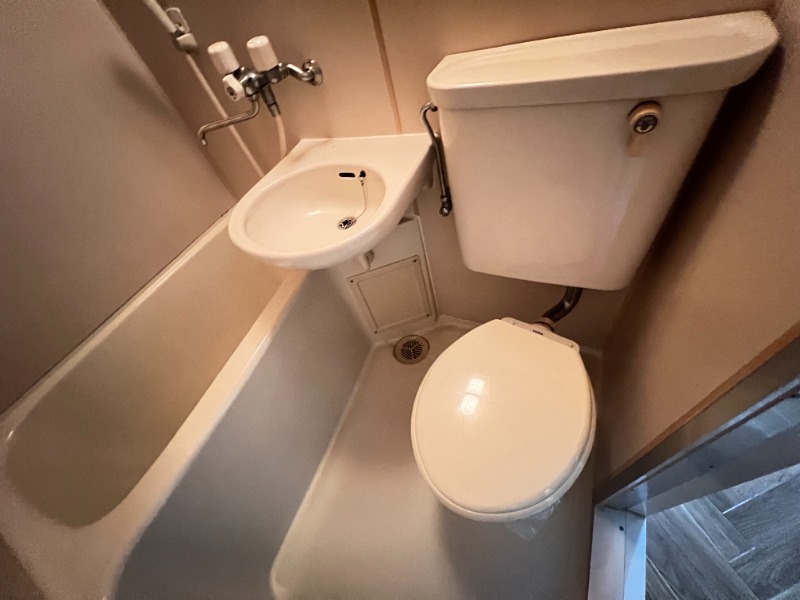 16/30 トイレ