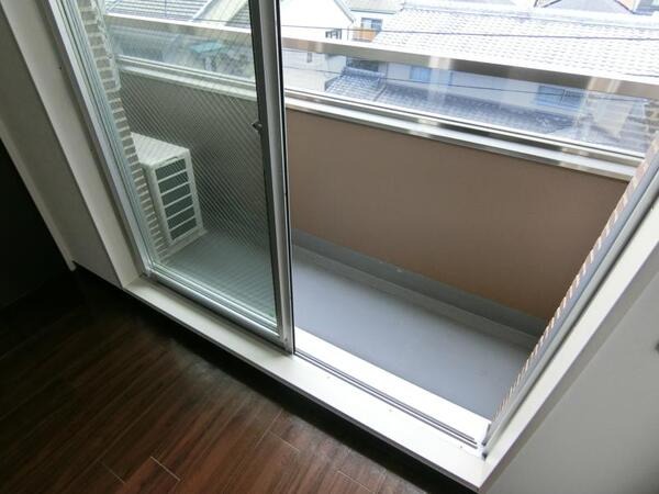 13/23 バルコニー