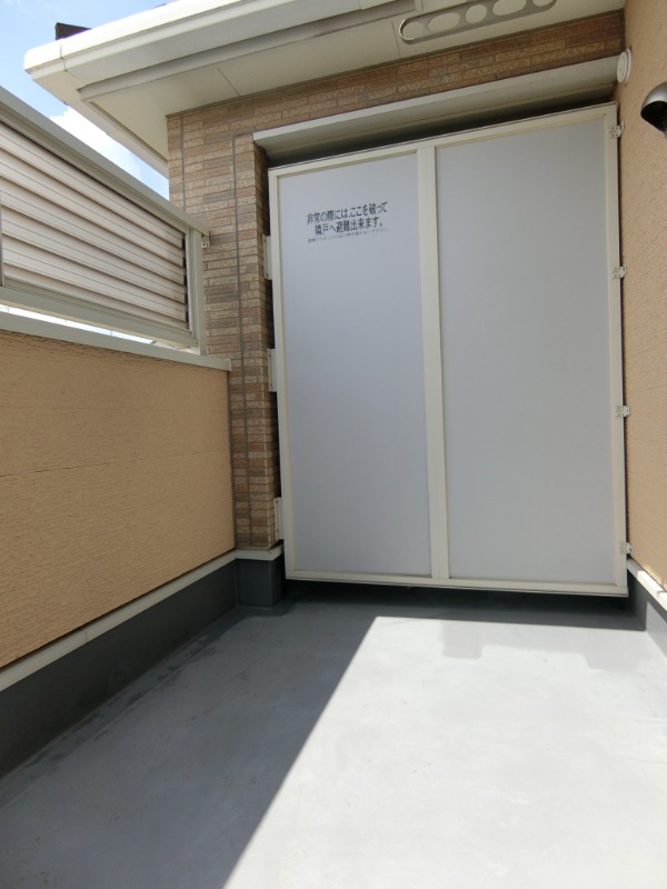 16/28 バルコニー