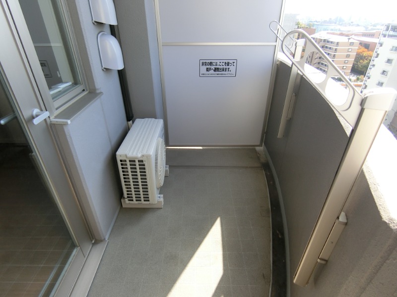 16/27 バルコニー