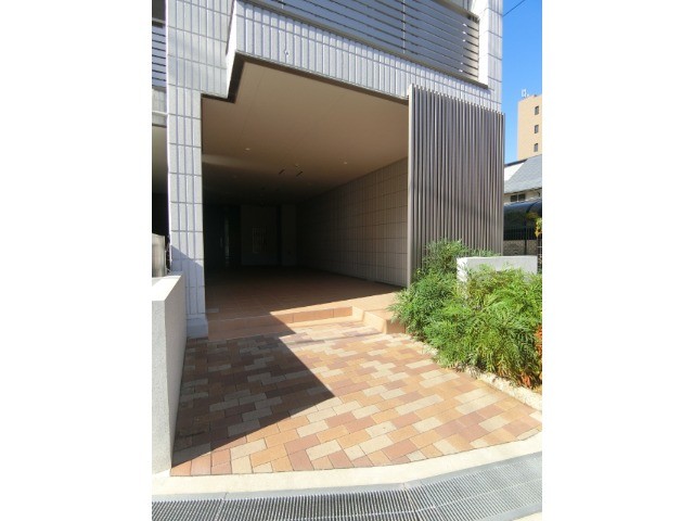 3/6 エントランス