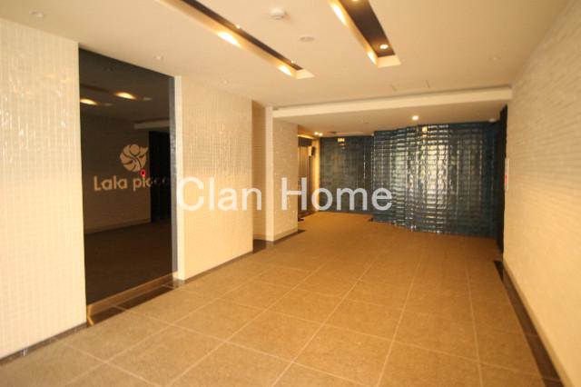 2/8 エントランス