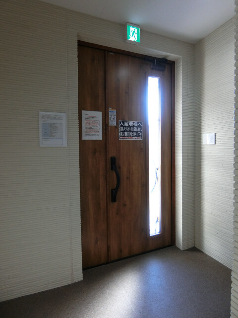3/6 エントランス