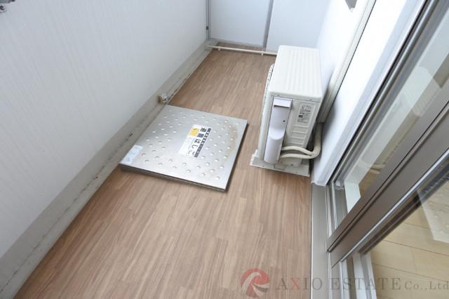 23/30 バルコニー