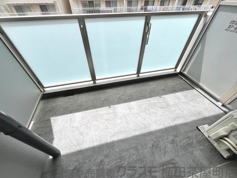 21/30 バルコニー