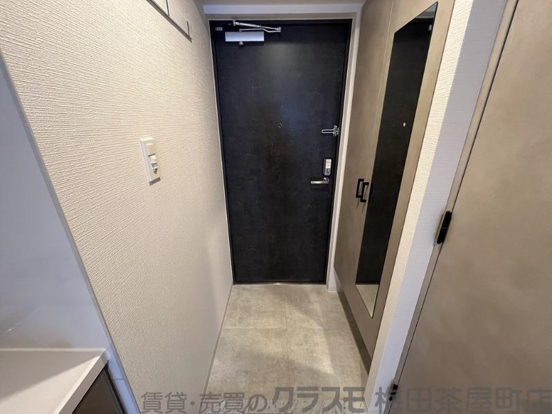 14/30 玄関
