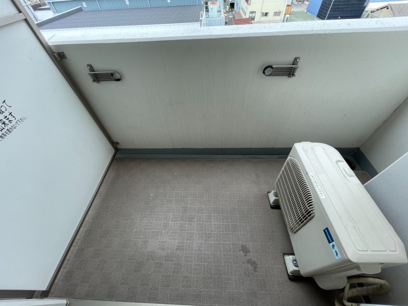 25/30 バルコニー