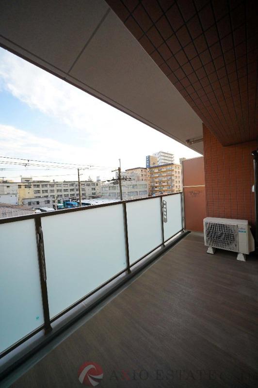 25/30 バルコニー