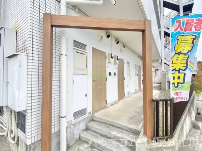 14/19 エントランス