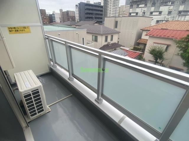 14/23 バルコニー