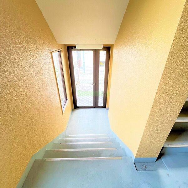 14/20 エントランス