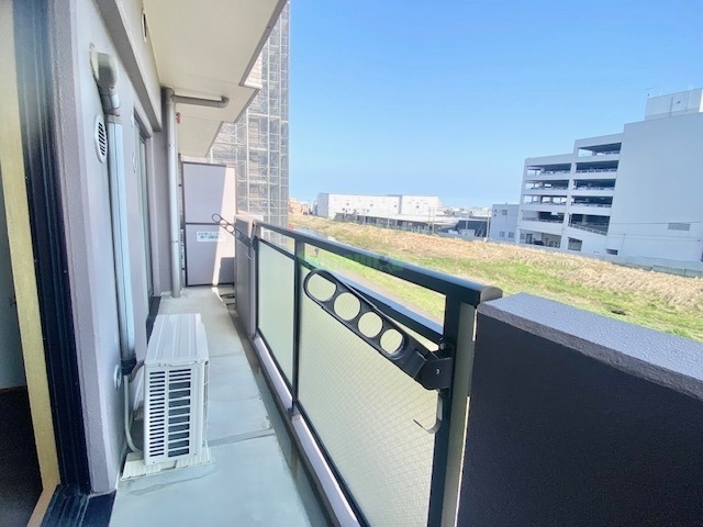 13/23 バルコニー