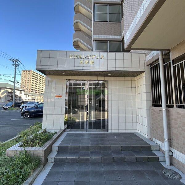 14/19 エントランス