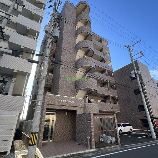 14/18 エントランス