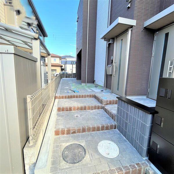 14/19 エントランス