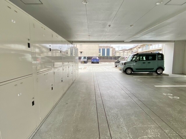 17/23 駐車場