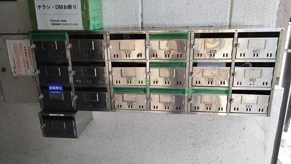 14/19 エントランス