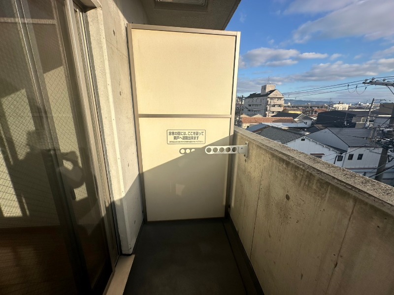 20/30 バルコニー