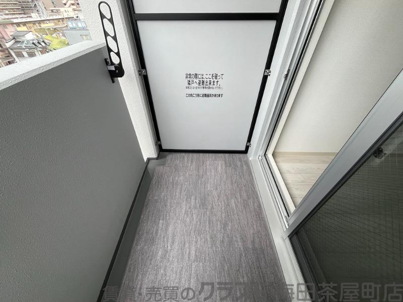 21/30 バルコニー