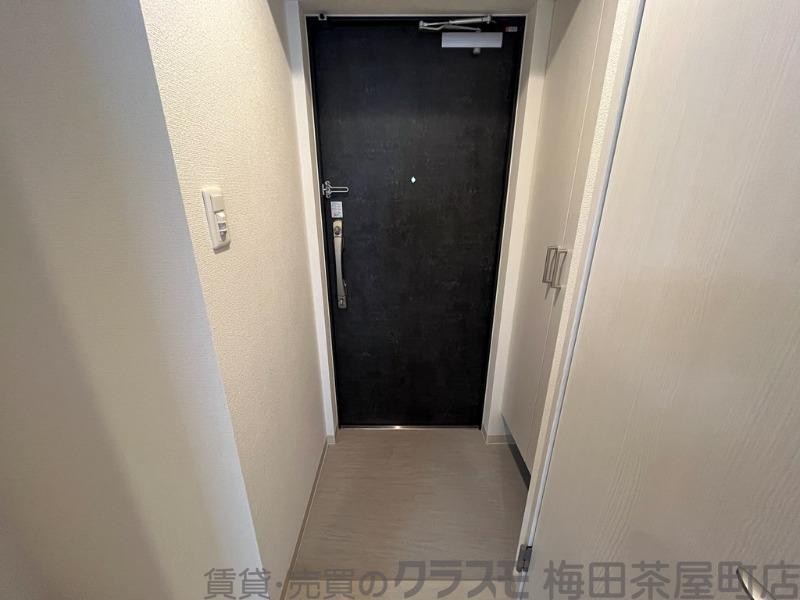 14/30 玄関