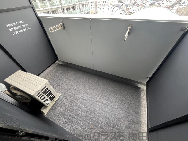 21/30 バルコニー