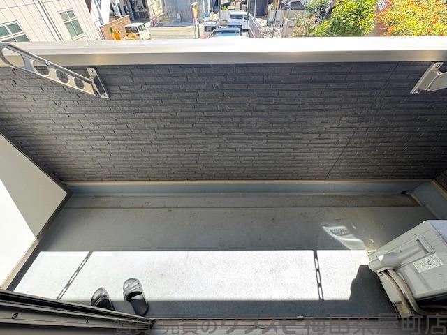 21/30 バルコニー