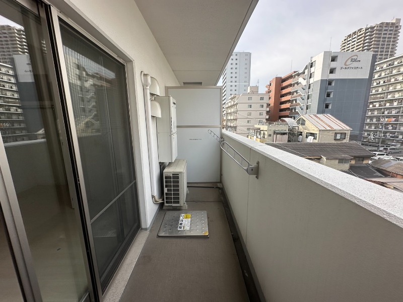 20/30 バルコニー