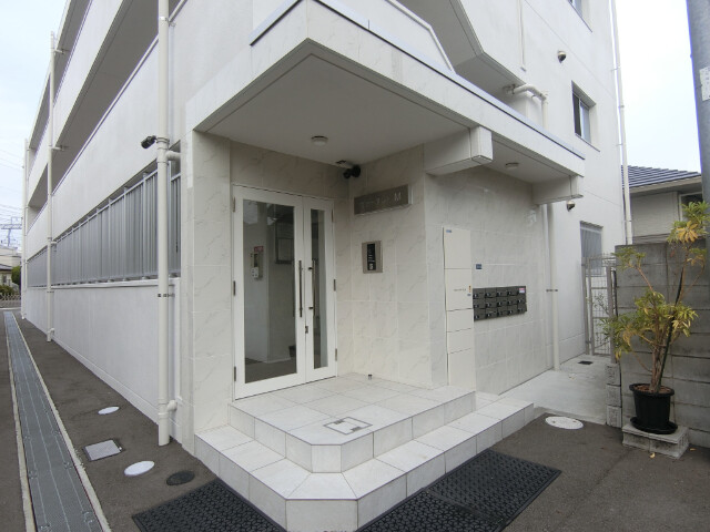 3/8 エントランス