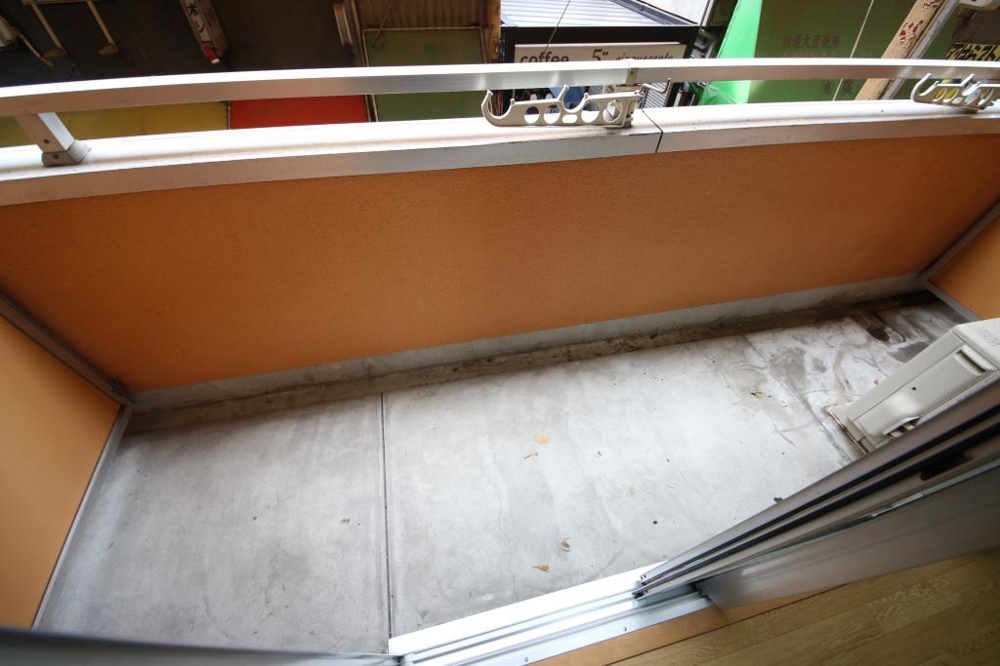 18/30 バルコニー