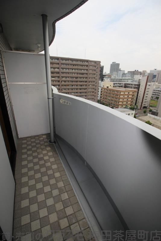 21/30 バルコニー