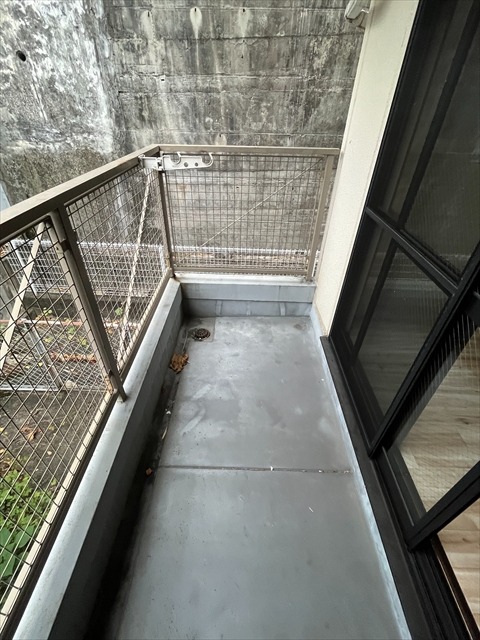 18/30 バルコニー